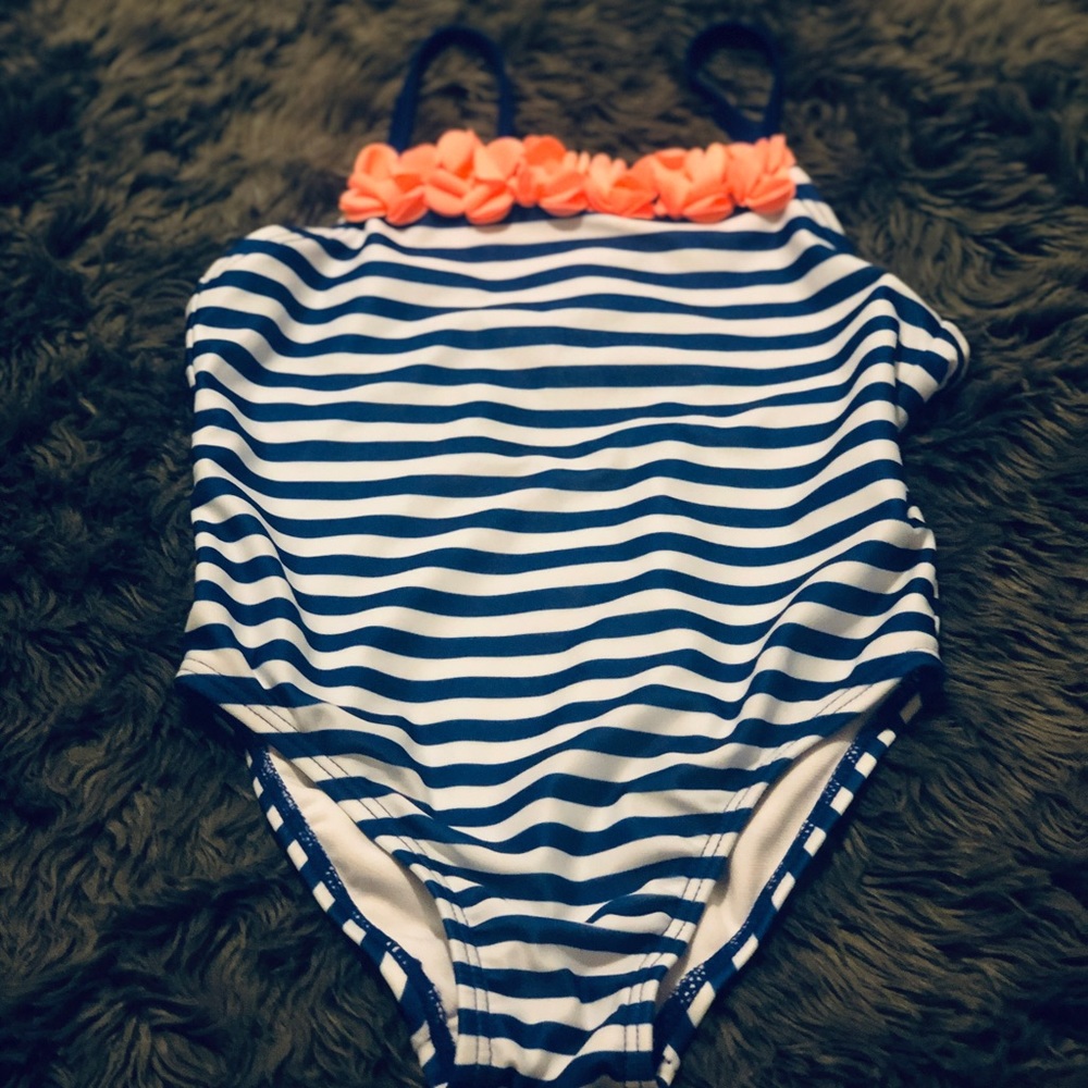 Size 3T bathing suit